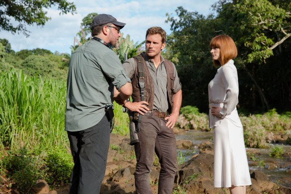 
Owen và Claire tiếp tục là hai nhân vật chính của Jurassic World 2
