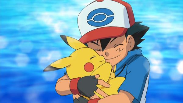 
Trong anime, Pikachu chưa bao giờ phải vào Pokeball mà luôn lẽo đẽo đi bên cạnh Ash, lâu lâu còn được bế ẵm đúng kiểu một con thú cưng.
