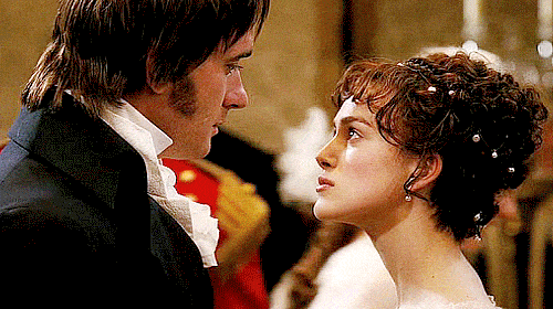 
Nàng Elizabeth và chàng Darcy cũng chẳng ưa gì nhau từ lúc ban đầu (Pride and Prejudice)

