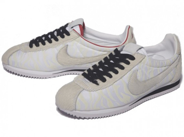 nike cortez tiger
