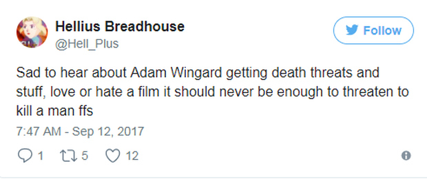 
Thật đáng buồn khi biết được Adam Wingard phải nhận những lời đe dọa như vậy. Việc bạn yêu hay ghét một bộ phim không đáng để dọa giết một người.
