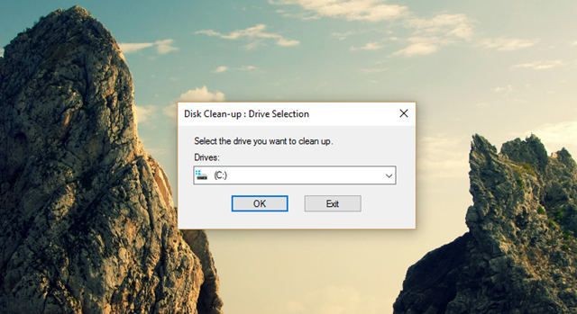 
Hộp thoại Disk Clean-up : Driver Selection xuất hiện, bạn hãy giữ nguyên lựa chọn và nhấn “OK”.
