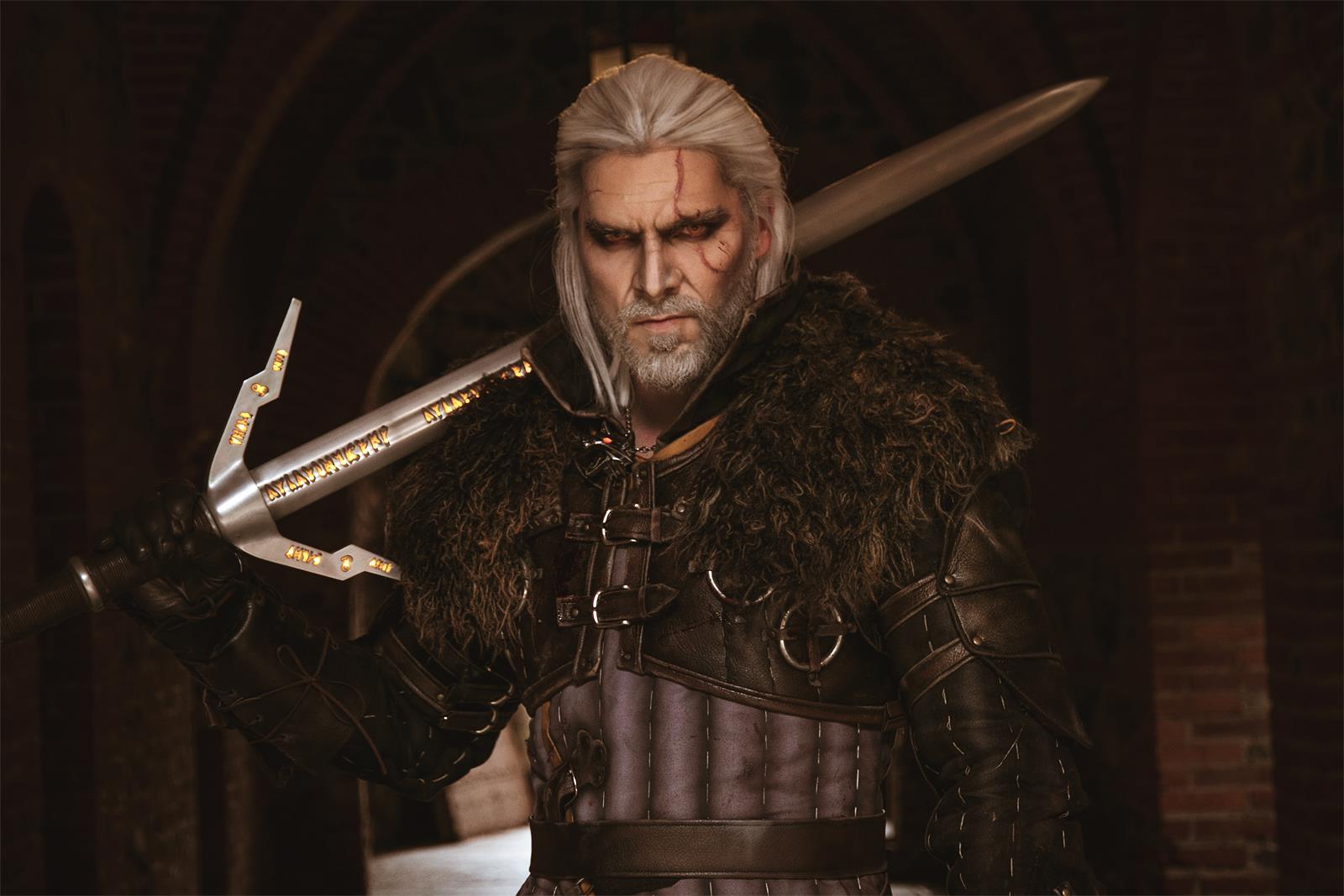 Không Nghi Ngờ Gì Nữa, Đây Chính Là Bản Sao Của Geralt Trong The Witcher 3  Ngoài Đời Thực