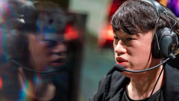 LMHT: ESPN xếp hạng những tuyển thủ đường giữa đáng chú ý nhất tại CKTG 2018 - Ảnh 5. LMHT: ESPN xếp hạng những tuyển thủ đường giữa đáng chú ý nhất tại CKTG 2018 - Ảnh 5.