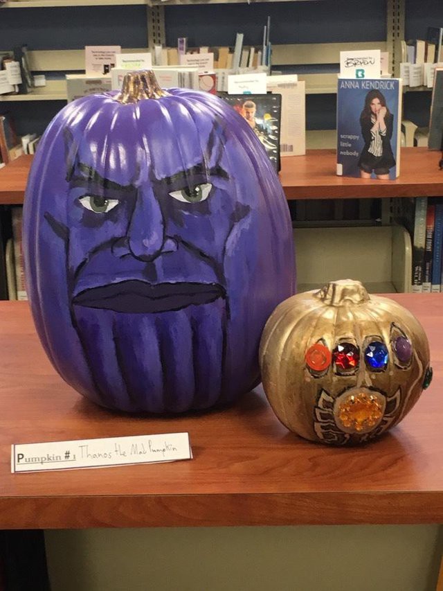 Chết cười với hình ảnh trùm cuối Thanos bị lấy ra làm trò cười trong ngày lễ Halloween - Ảnh 1.