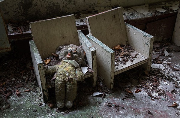 32 năm sau thảm họa hạt nhân, Chernobyl giờ ra sao? Liệu có giống với bối cảnh game kinh dị như Resident Evil? - Ảnh 5.