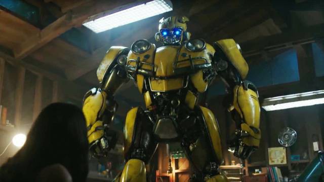 6 lý do bạn nên ra rạp để xem phim riêng của chú robot ong vàng Bumblebee - Ảnh 8.