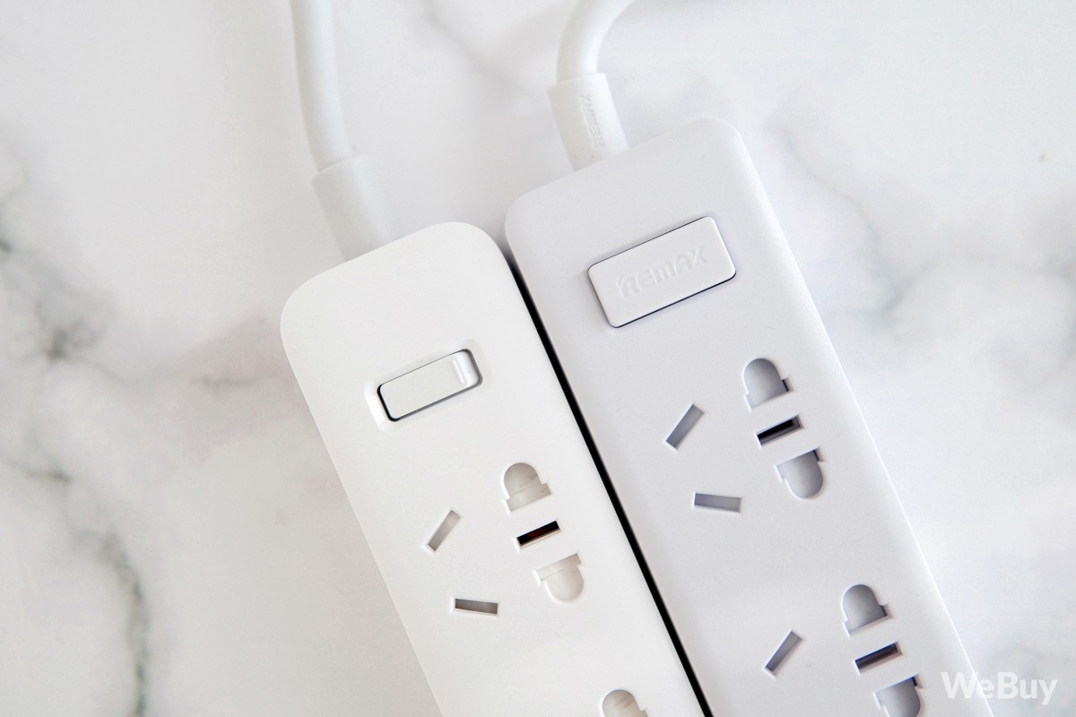 So sánh ổ cắm điện thông minh giá rẻ từ Xiaomi và Remax: Ai cũng nên có ...