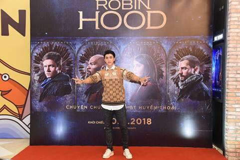 Quỳnh Kool sành điệu đi xem trai đẹp Robin Hood 2018 ra mắt - Ảnh 2.