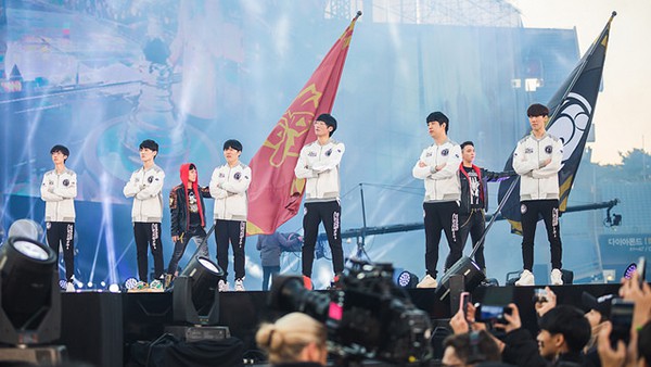 Hội phụ huynh tại Trung Quốc bất ngờ lên tiếng đòi tẩy chay Invictus Gaming vì...chiến tích Vô địch thế giới - Ảnh 2.