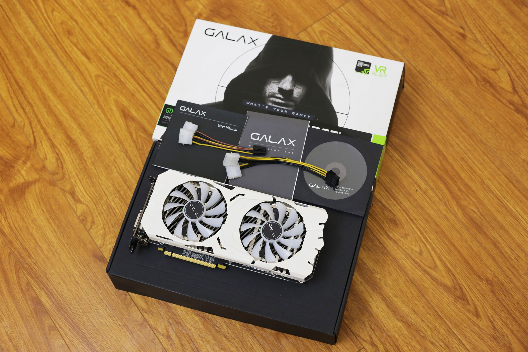 GALAX GTX 1070 Ti EX-SNPR WHITE: VGA 