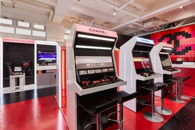 Ghé thăm cửa tiệm game thùng độc nhất vô nhị của hãng thời trang Chanel - Ảnh 8.