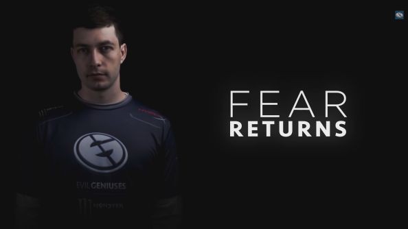 
Trong khi bố già Fear chơi ở mid mà phong cách thi đấu như offlane
