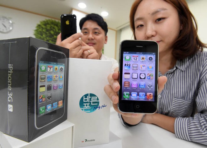 iPhone 3GS nguyên tem bất ngờ được hồi sinh tại quê nhà của Samsung với giá chỉ 40 USD - Ảnh 1.