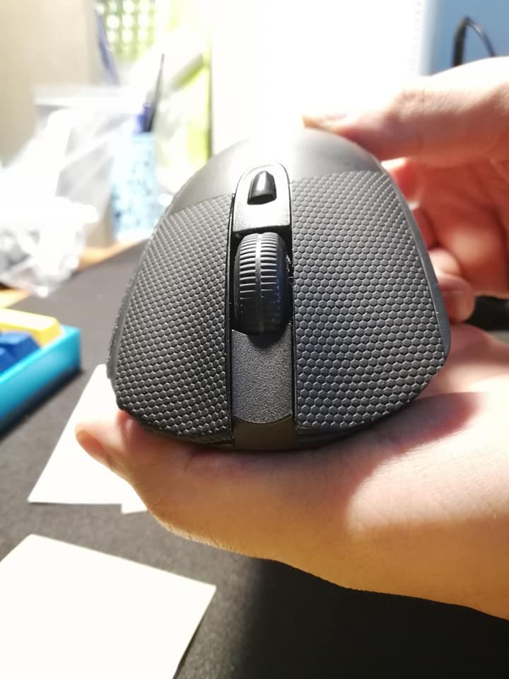 Game thủ Việt Nam mê mệt miếng dán chống trơn cho chuột gaming