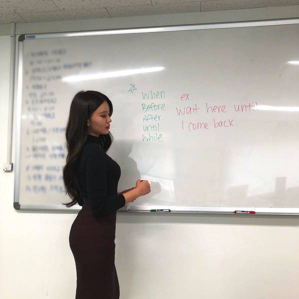 Sarah Kim - Cô giáo dạy tiếng Anh nóng bỏng nhất Hàn Quốc - Ảnh 8.