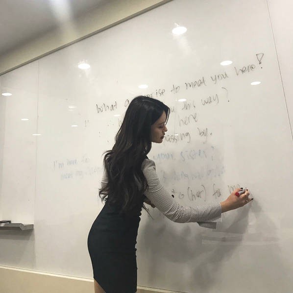 Sarah Kim - Cô giáo dạy tiếng Anh nóng bỏng nhất Hàn Quốc - Ảnh 4.