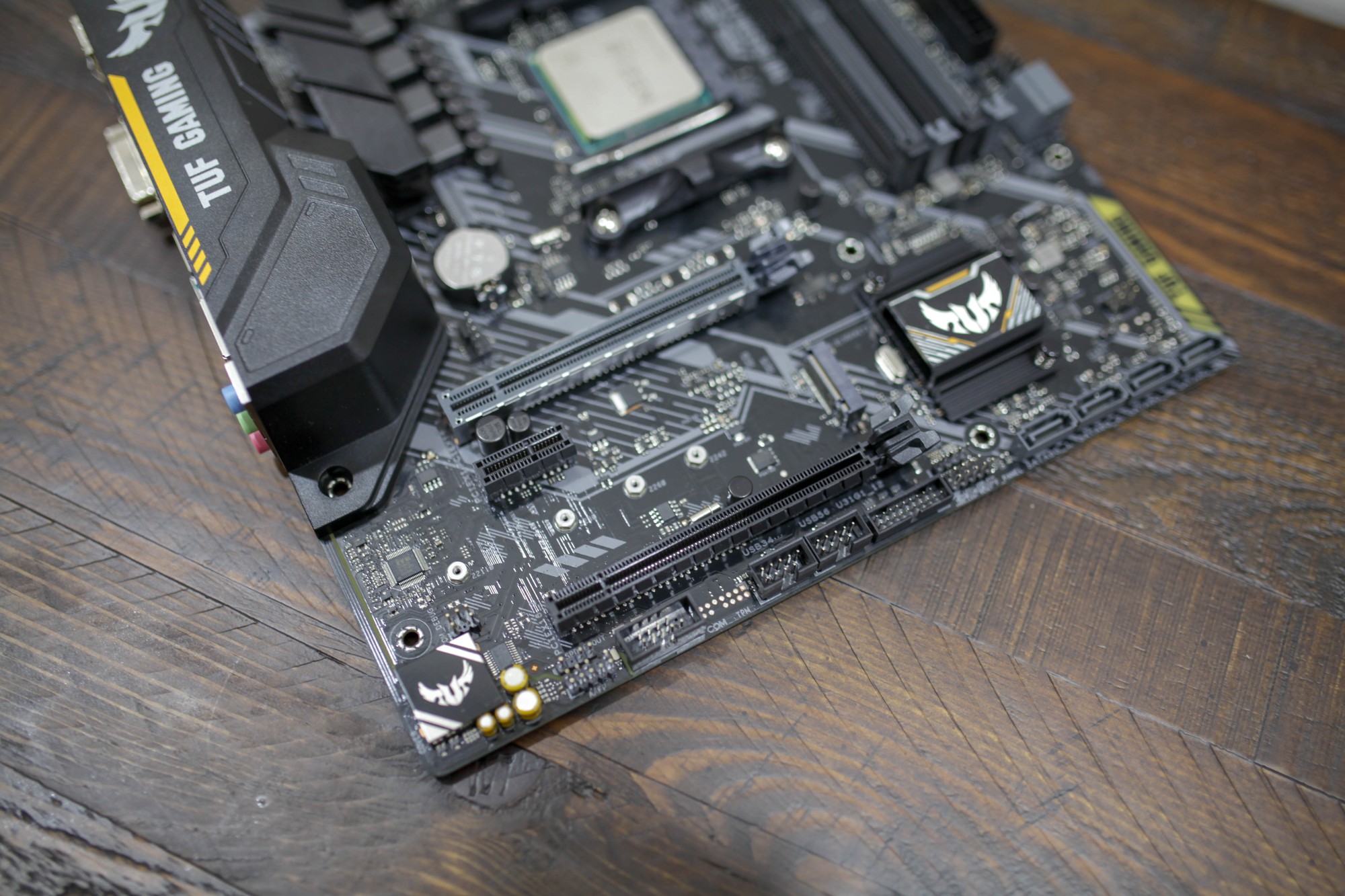 Asus tuf b450m