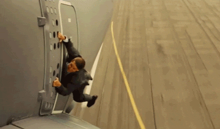 5 cảnh hành động ngầu nhất mà Tom Cruise từng thực hiện trong loạt phim Mission: Impossible  - Ảnh 5.