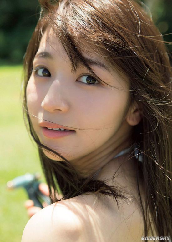 Erika Denya - Người đẹp lai cực hot tại Nhật Bản - Ảnh 11.