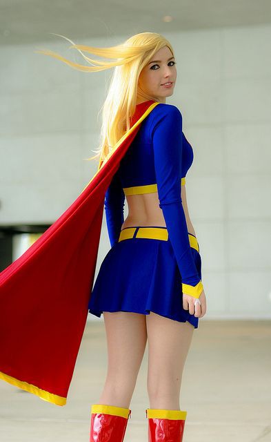 Cùng ngắm nhìn những màn cosplay Supergirl bỏng mắt từ dàn mỹ nhân trên khắp thế giới - Ảnh 11.
