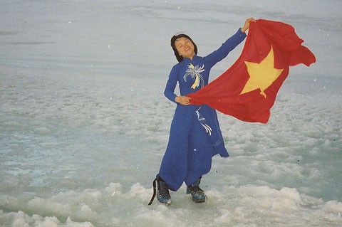 Người phụ nữ Việt Nam đầu tiên đặt chân tới Nam Cực vừa nhận được học bổng Quỹ Obama danh giá - Ảnh 1.
