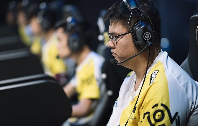 Cộng đồng LMHT xôn xao khi vừa có một tuyển thủ debut tại LCK ở tuổi 27