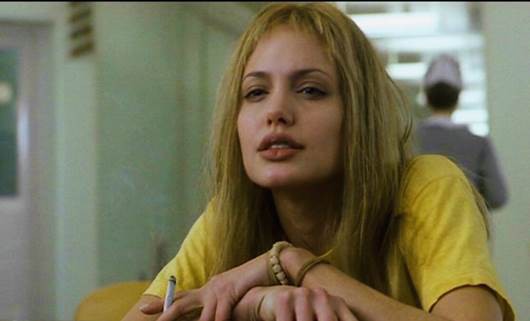 Angelina Jolie - Phượng hoàng tái sinh từ tro tàn sau cuộc hôn nhân đổ vỡ với Brad Pitt - Ảnh 3.