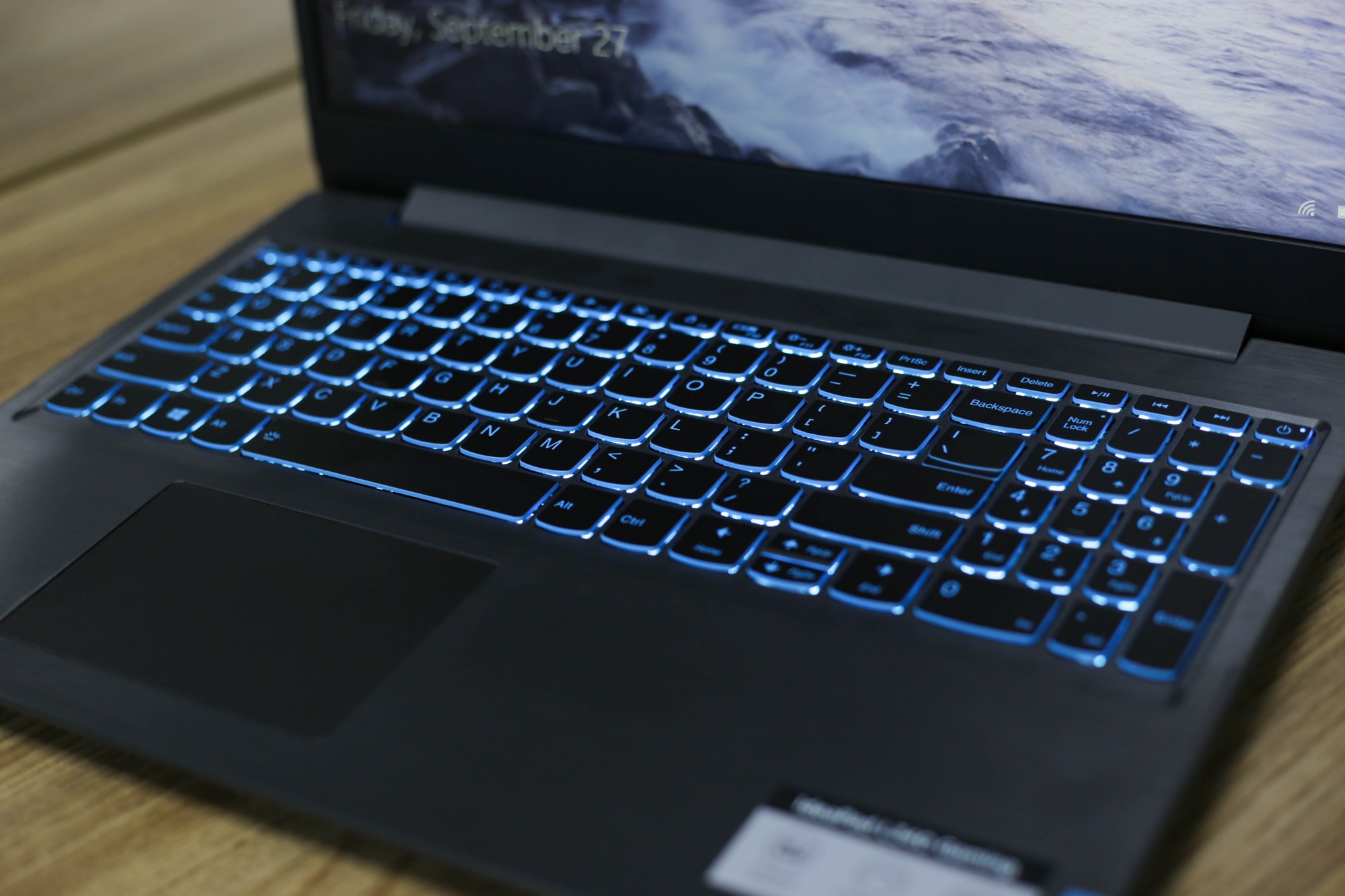 Trải nghiệm Lenovo Ideapad L340 Gaming: Laptop cấu hình vô địch tầm giá cho game thủ Trải nghiệm Lenovo Ideapad L340 Gaming: Laptop cấu hình vô địch tầm giá cho game thủ