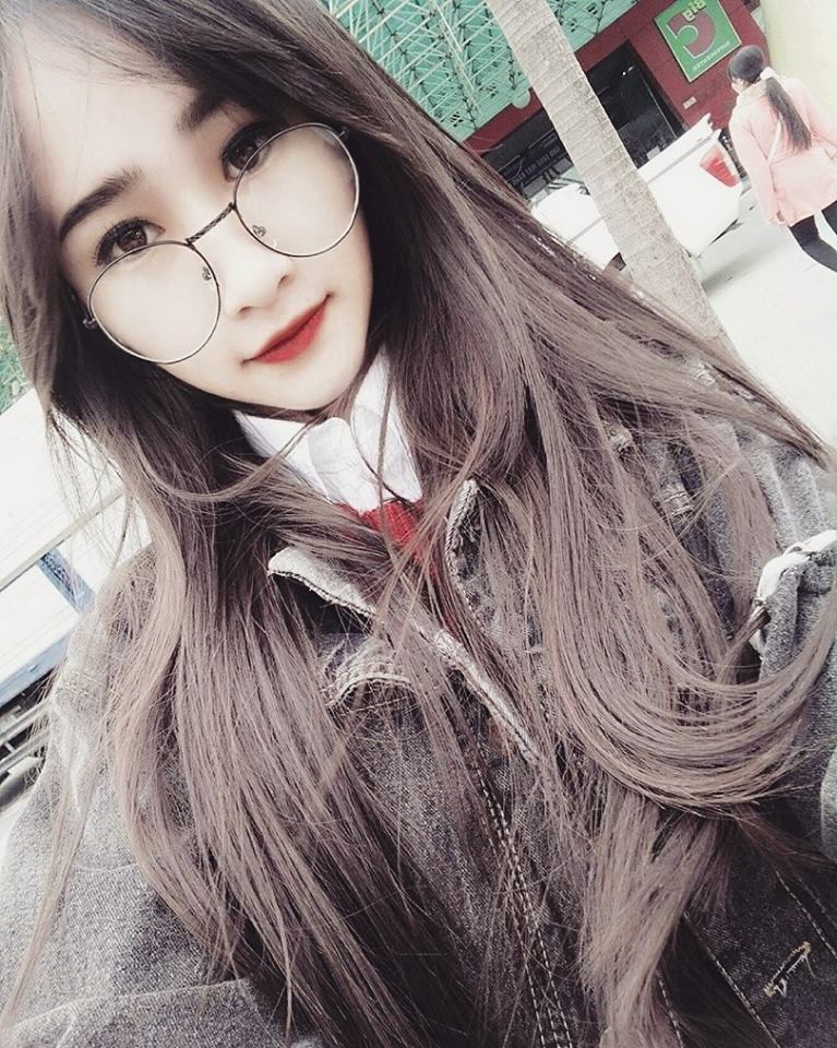 Đăng quang Top 3 mỹ nhân có avatar đẹp nhất, nữ game thủ bị nghi ngờ là... chưa dậy thì xong - Ảnh 23. Đăng quang Top 3 mỹ nhân có avatar đẹp nhất, nữ game thủ bị nghi ngờ là... chưa dậy thì xong - Ảnh 23.