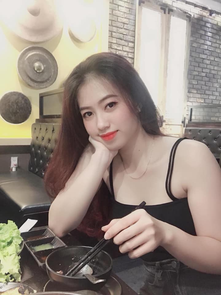 Đăng quang Top 3 mỹ nhân có avatar đẹp nhất, nữ game thủ bị nghi ngờ là... chưa dậy thì xong - Ảnh 14. Đăng quang Top 3 mỹ nhân có avatar đẹp nhất, nữ game thủ bị nghi ngờ là... chưa dậy thì xong - Ảnh 14.