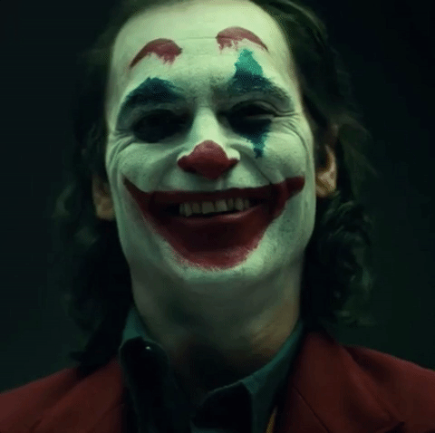 Tranh cãi nảy lửa quanh Joker: Khán giả đánh giá cao ngất ngưởng, giới phê bình chê làm lố - Ảnh 4.