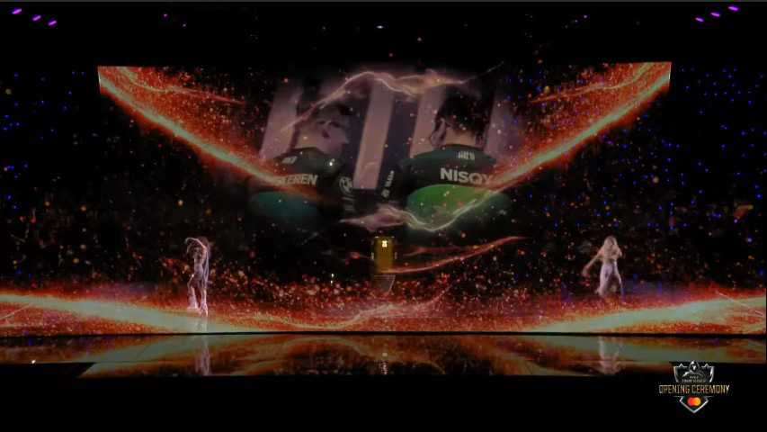 LMHT - Toàn cảnh lễ khai mạc trận Chung kết CKTG 2019: xứng tầm đẳng cấp của sự kiện dành cho ông vua Esports - Ảnh 8. LMHT - Toàn cảnh lễ khai mạc trận Chung kết CKTG 2019: xứng tầm đẳng cấp của sự kiện dành cho ông vua Esports - Ảnh 8.