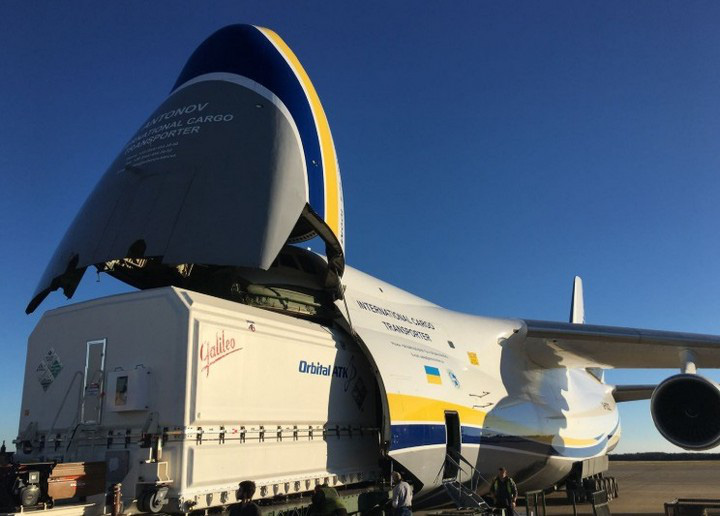 Antonov An-225 Mriya có khả năng vận chuyển rất đa dạng các loại hàng hóa