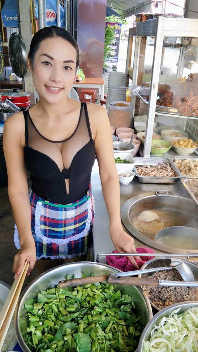 Thuê hot girl bán quán vỉa hè - trào lưu giúp cho các hàng ăn vặt luôn đông khách - Ảnh 7.