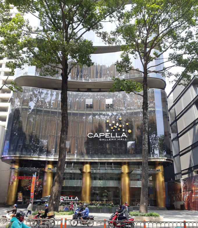 Game nhập vai thế giới mở có khác, đám cưới có luôn bạn trai, bạn gái cũ đến phá, sinh con bỏ thêm tiền là… được đẻ sớm - Ảnh 8.