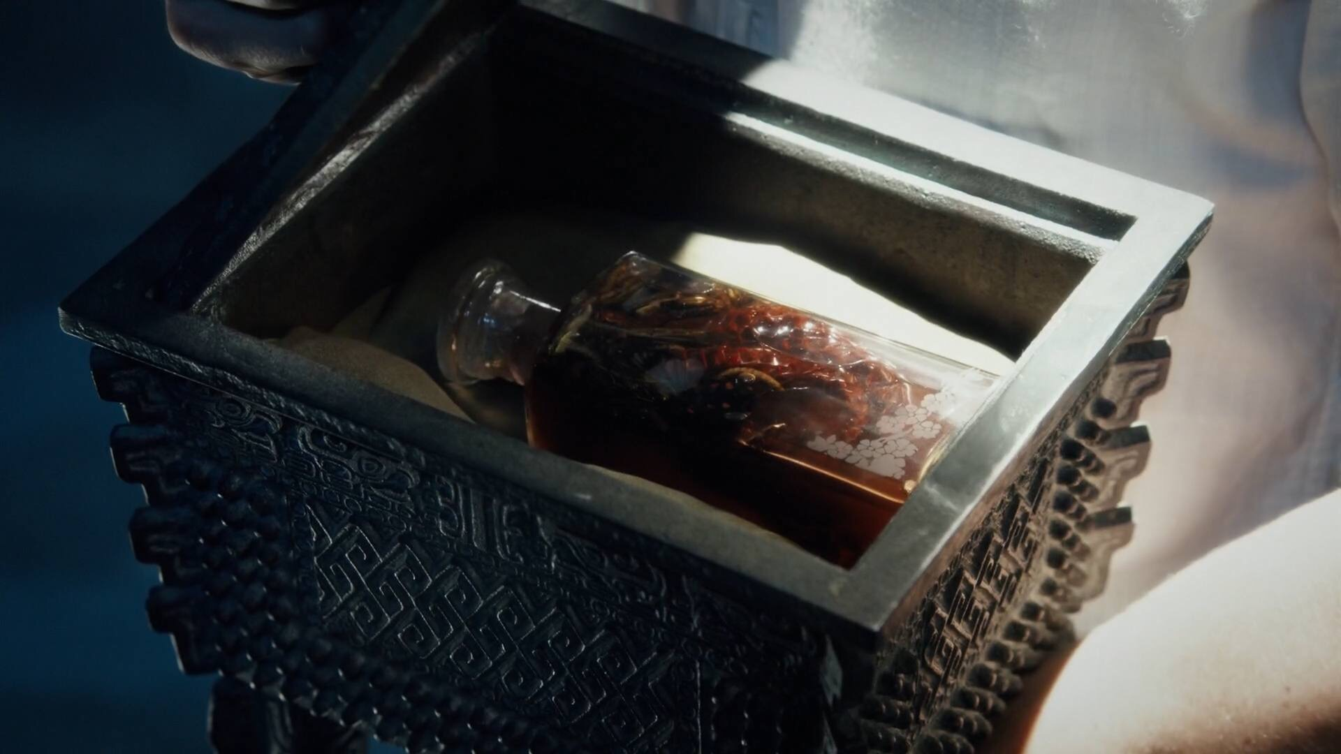 Nuôi Cổ Trùng, Độc Trùng: Tà thuật cổ xưa của người Trung Hoa - Ảnh 4. Nuôi Cổ Trùng, Độc Trùng: Tà thuật cổ xưa của người Trung Hoa - Ảnh 4.