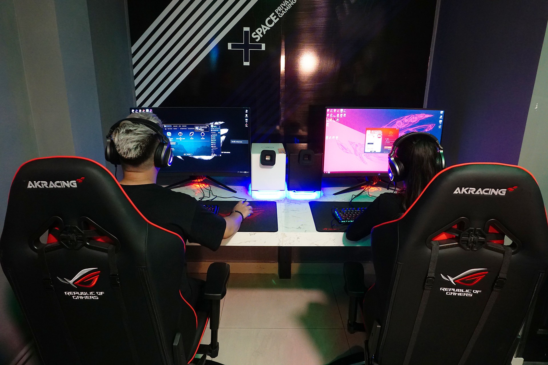 Xuất hiện quán net siêu riêng tư cho game thủ hẹn hò với nhau thoải mái tại  Việt Nam