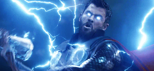 Stormbreaker và Mjolnir: Đâu mới là vũ khí quyền năng hơn của Thor? - Ảnh 5.