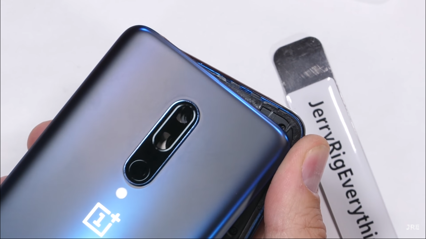 Chiêm ngưỡng OnePlus 7 Pro với mặt lưng trong suốt cực chất