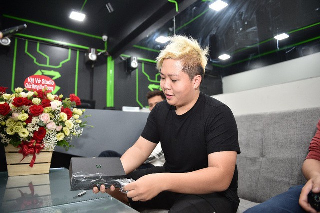 Điện thoại dành riêng cho game thủ Black Shark bất ngờ ra mắt chính thức tại thị trường Việt Nam - Ảnh 2.