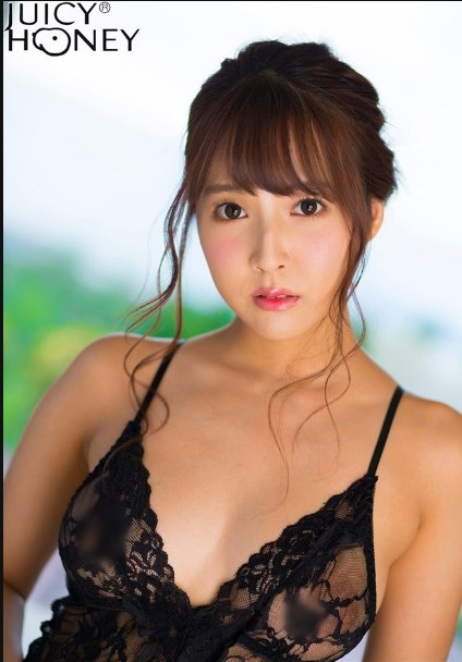 Yua Mikami và 2 idol phim 18+ Nhật Bản tiết lộ về lần đầu làm chuyện ấy - Ảnh 4.