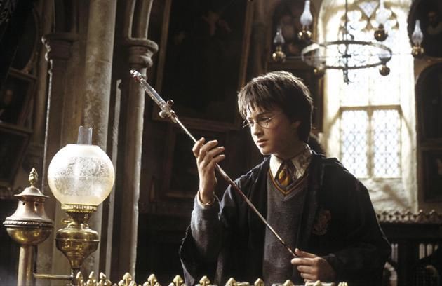 Khám phá 15 điều thú vị về những đạo cụ được sử dụng trong Harry Potter - Ảnh 7.