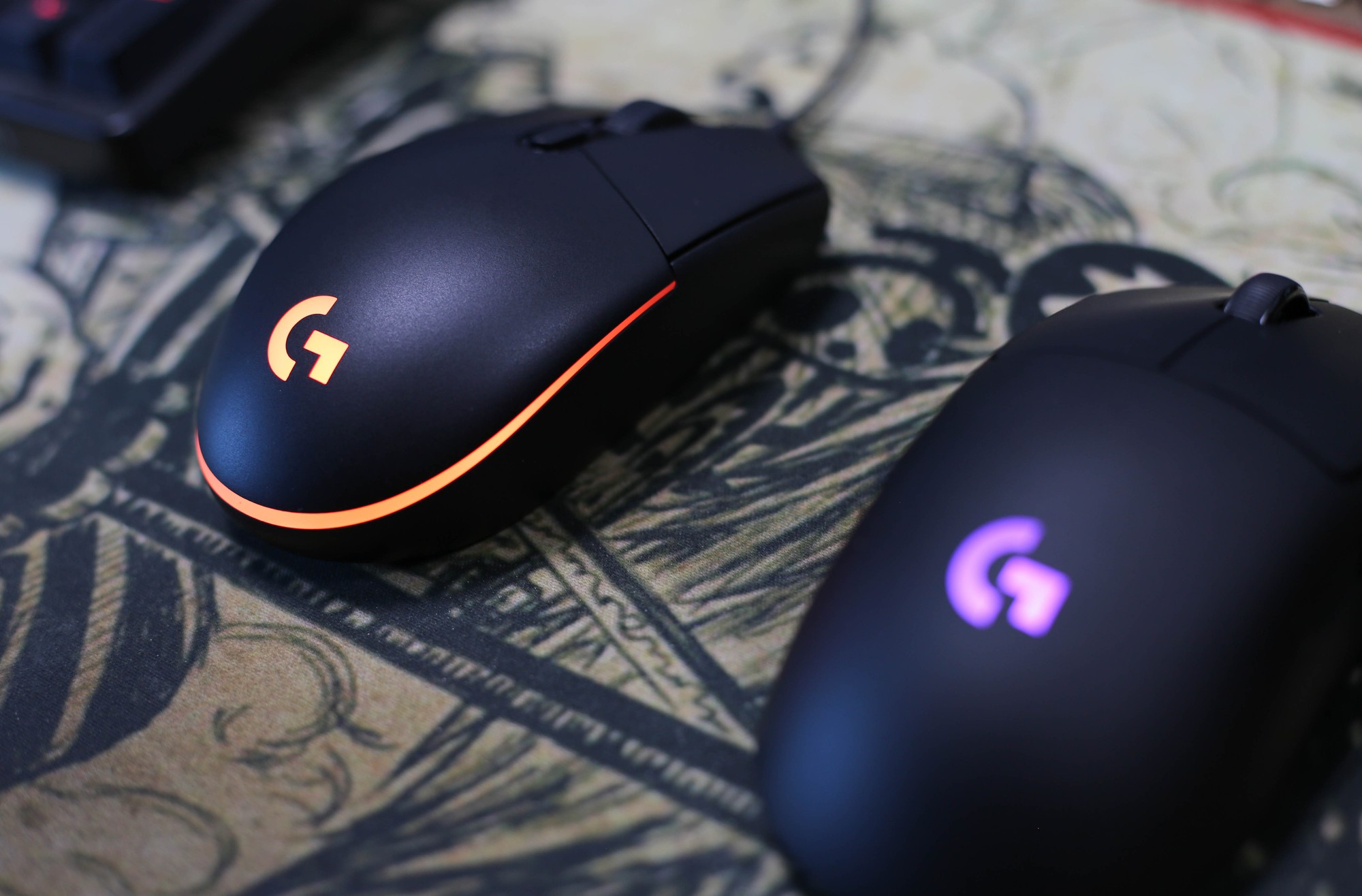 Logitech g pro hero black