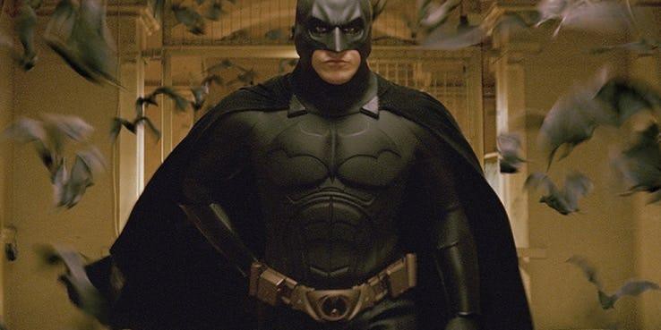 9 sự thật thú vị về bộ đồ Bat-suit của Người Dơi mà có thể bạn chưa biết