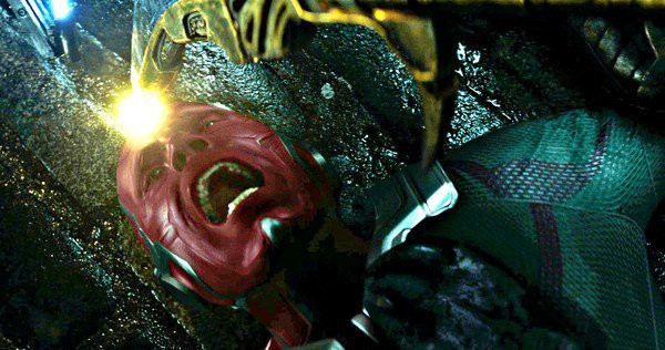 Fan Marvel tranh cãi dữ dội về việc Vision không xứng đáng nhấc búa thần Mjolnir bằng Captain America - Ảnh 4.