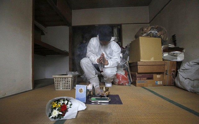 Từ lượm tử thi đến xin lỗi hộ, đây là những nghề nghiệp kỳ quặc chỉ có ở Nhật Bản - Ảnh 5.