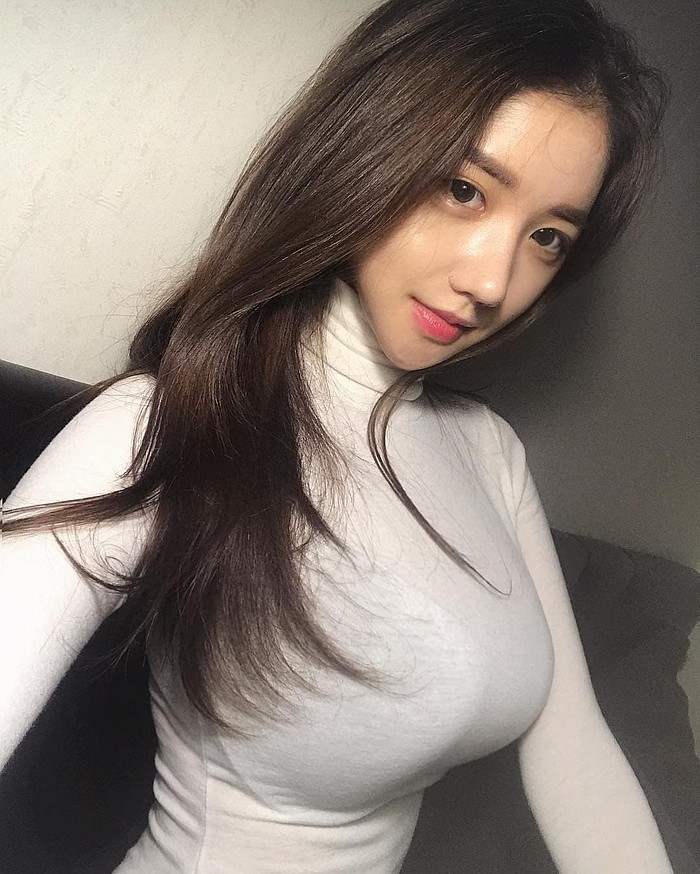Đứng Hình Trước Vòng Một Khủng Của Hot Girl Hàn Quốc, Dáng Đẹp Như Người Mẫu