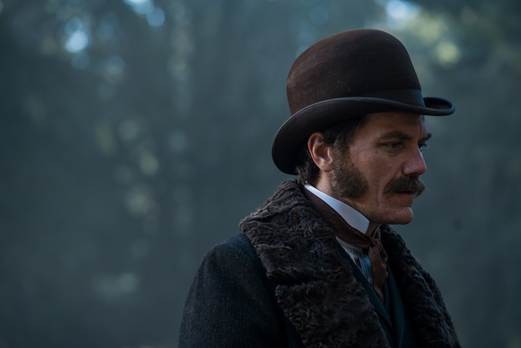 Trận Chiến Ánh Sáng quy tụ dàn sao toàn cực phẩm để tái hiện lịch sử trong thời kỳ Cách mạng công nghiệp thế giới - Ảnh 4. Trận Chiến Ánh Sáng quy tụ dàn sao toàn cực phẩm để tái hiện lịch sử trong thời kỳ Cách mạng công nghiệp thế giới - Ảnh 4.