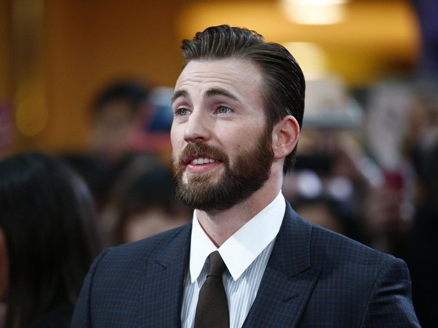 Sao Hollywood tiết lộ lần đầu làm chuyện ấy: Kim và Angie cùng thời điểm, Chris Evans bất ngờ muộn màng - Ảnh 5.